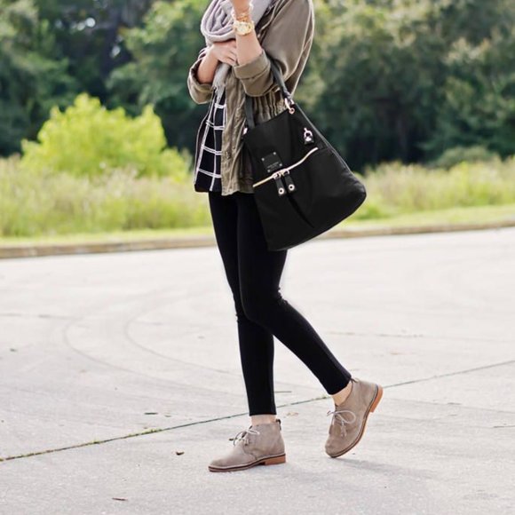 Hush Puppies Shoes | Hush Puppies Women's Cyra Catelyn Chukka Taupe 7.5 | Color: Tan | Size: 7.5 | Sarauhelski's Closet